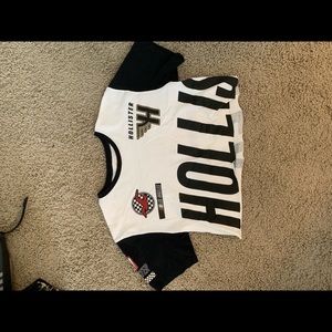 Hollister Tee